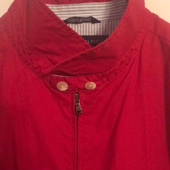 Red Tommy Hilfiger fall jacket / windbreaker - Picture 6 of 6